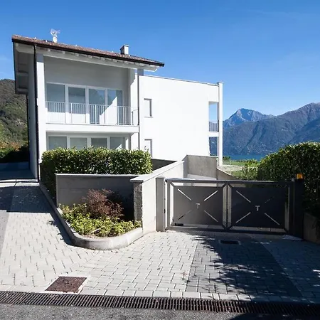 Casa Laura 2 - By Lovecomo